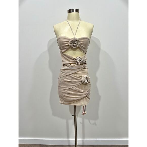 NWT HOUSE OF CB Caterina Floral Cutout Mini Dress in Fog - Picture 14 of 16